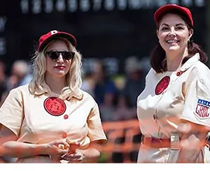 Rockford Peaches Photo Op
